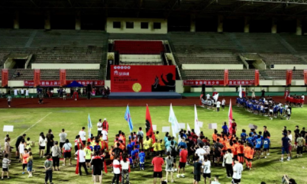 萌鞠 小将2025年第十届全国青少年足球精英挑战赛圆满落幕​